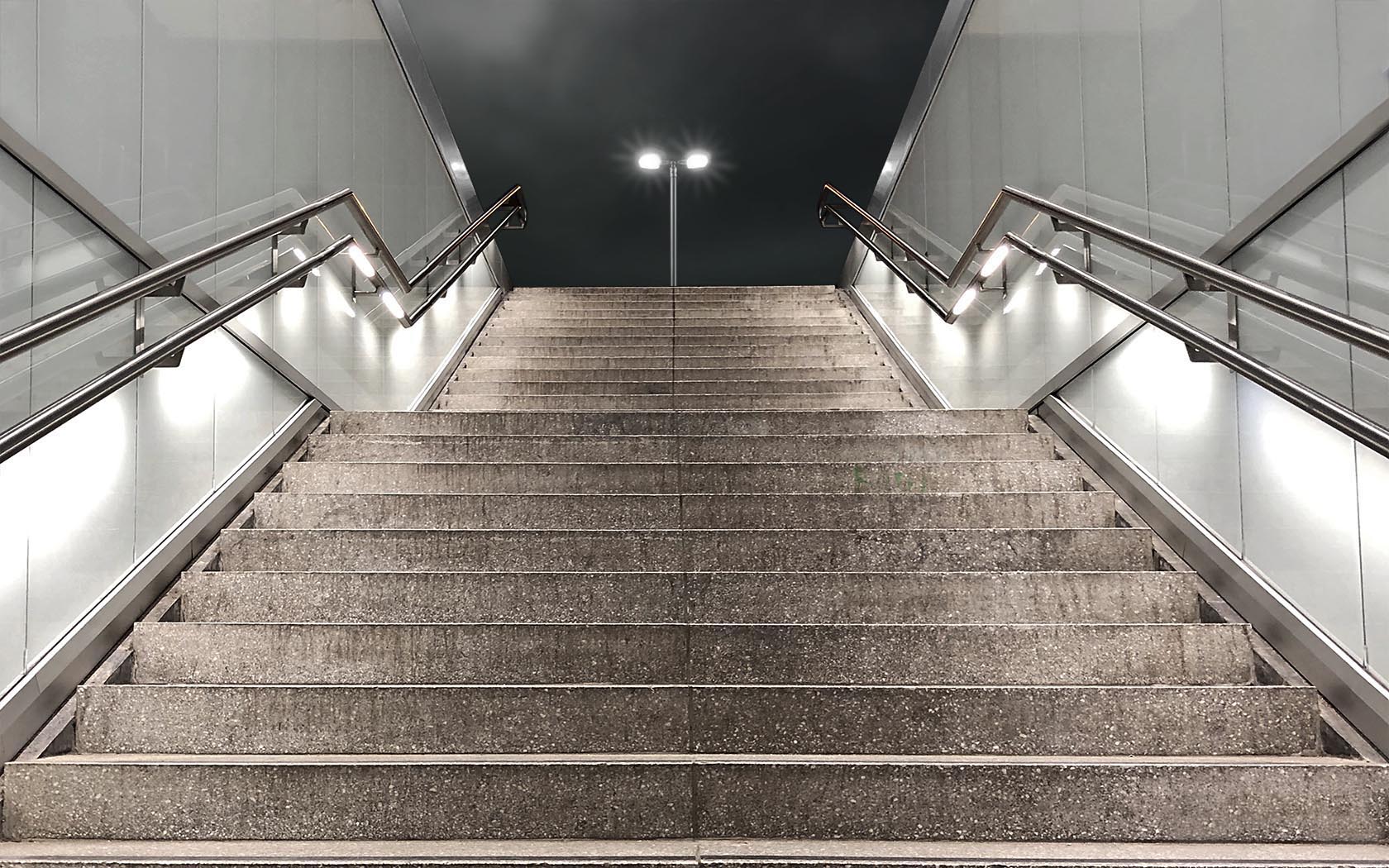 Foto Berlin Bundestag Treppe Bahnhof